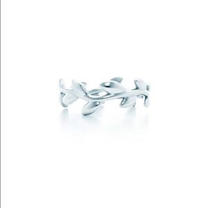 Tiffany vine ring size 7